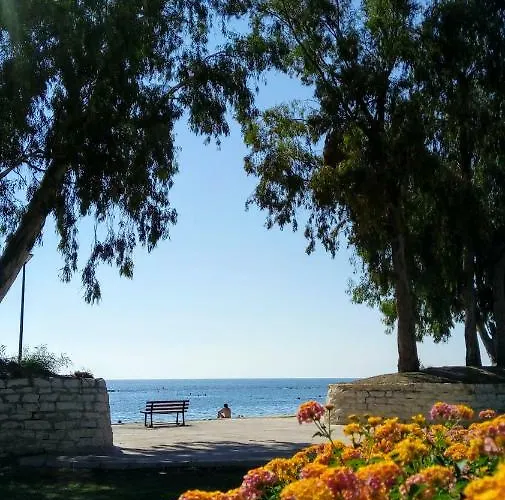 Galatex μaisonette アパート リマソール